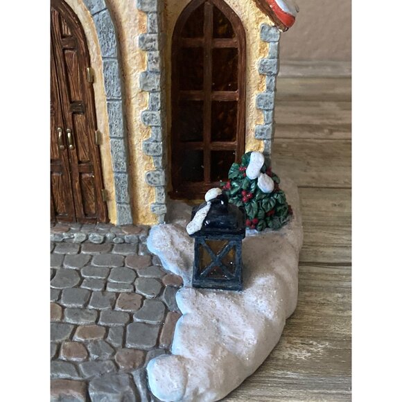 Hummel Goebel Caroling Chapel 2008 Lighted Musical Church - No Box - Picture 14 of 15